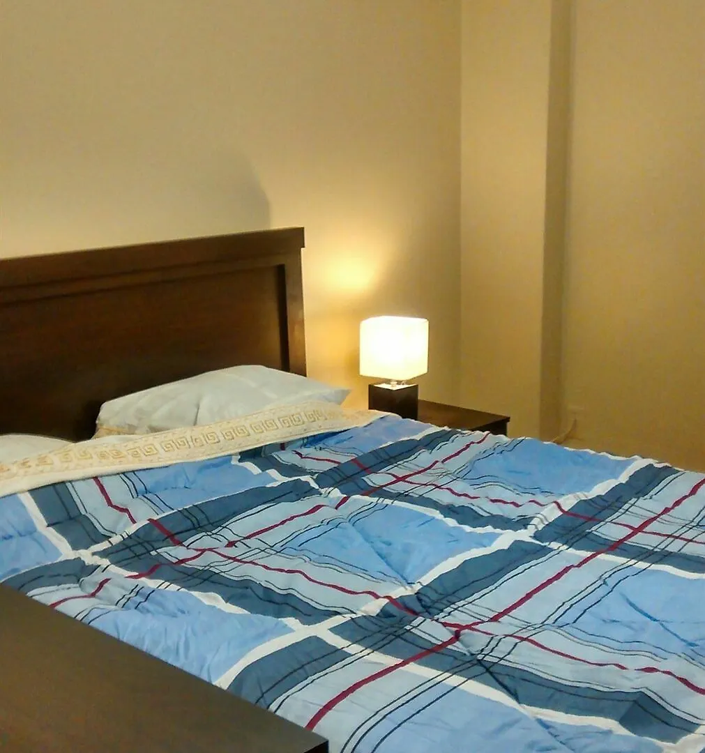Apartment Toronto Furnished Living- Forest Manor